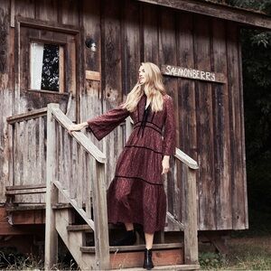 DOEN Elix Dress in Aubergine Prairie Paisley